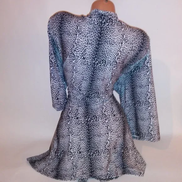 Rene Rofe Robe - Picture 6 of 6